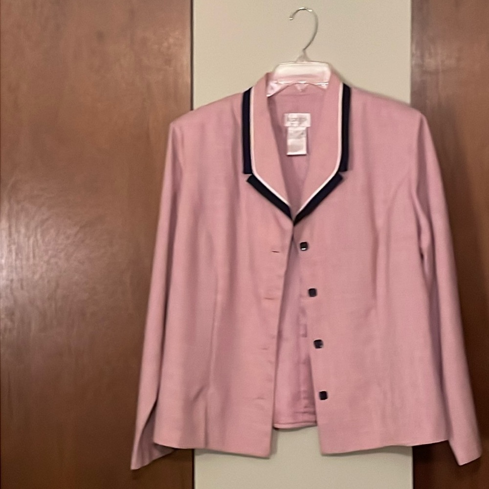 Koret dress suit. Pink and white plaid with blue trim. Size 14